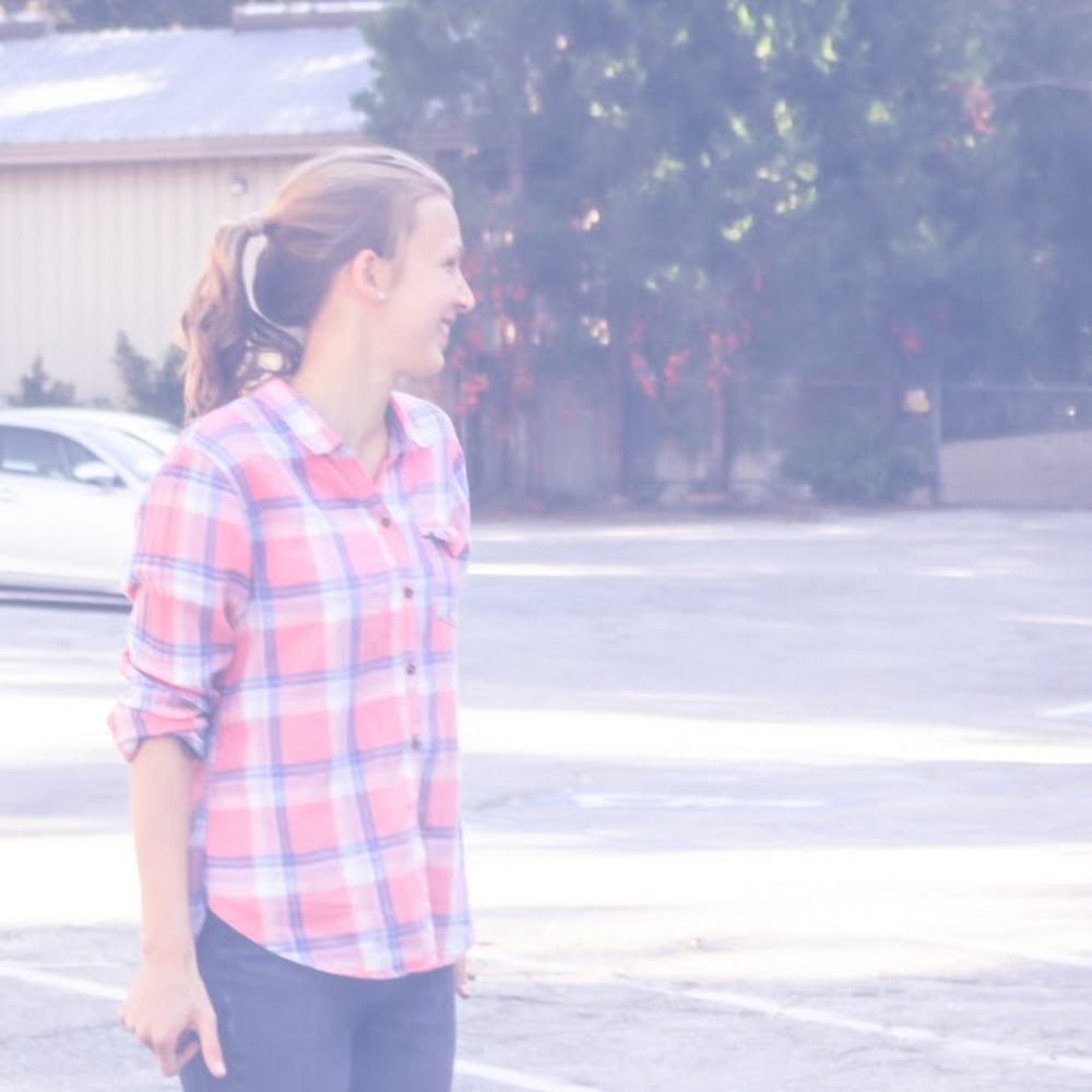 Meet your Posher, Olivia